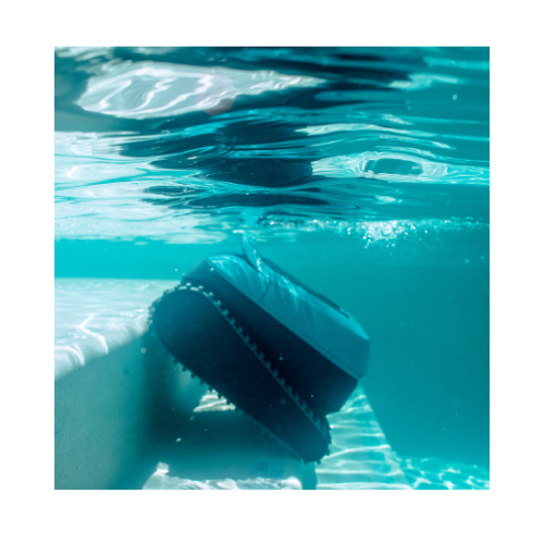 ROBOTIC CORDLESS POOL CLEANER DOLPHIN EON 100 - Image 9